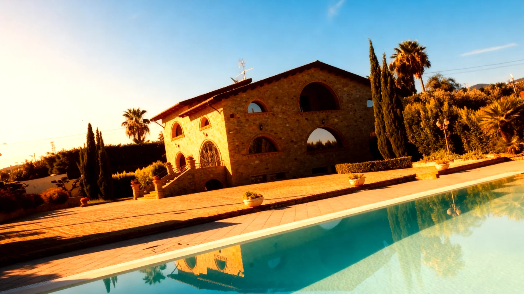 Un posto al sole Rai 32026-04-07T05:32:23.572Z"